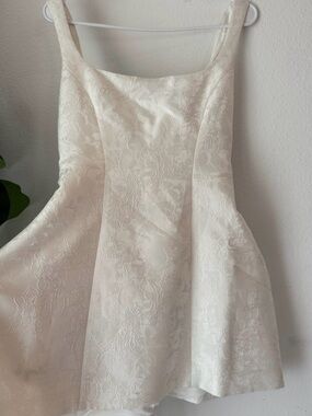 Mini Floral Jacquard Dress in
Cream (Babyboo)